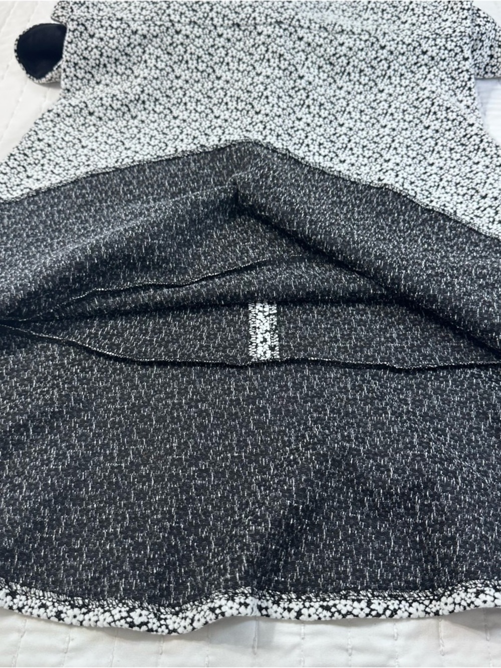 Michael Kors White and Black Floral Jacquard Print Cap-Sleeve Fit & Flare Mini M - Picture 7 of 14